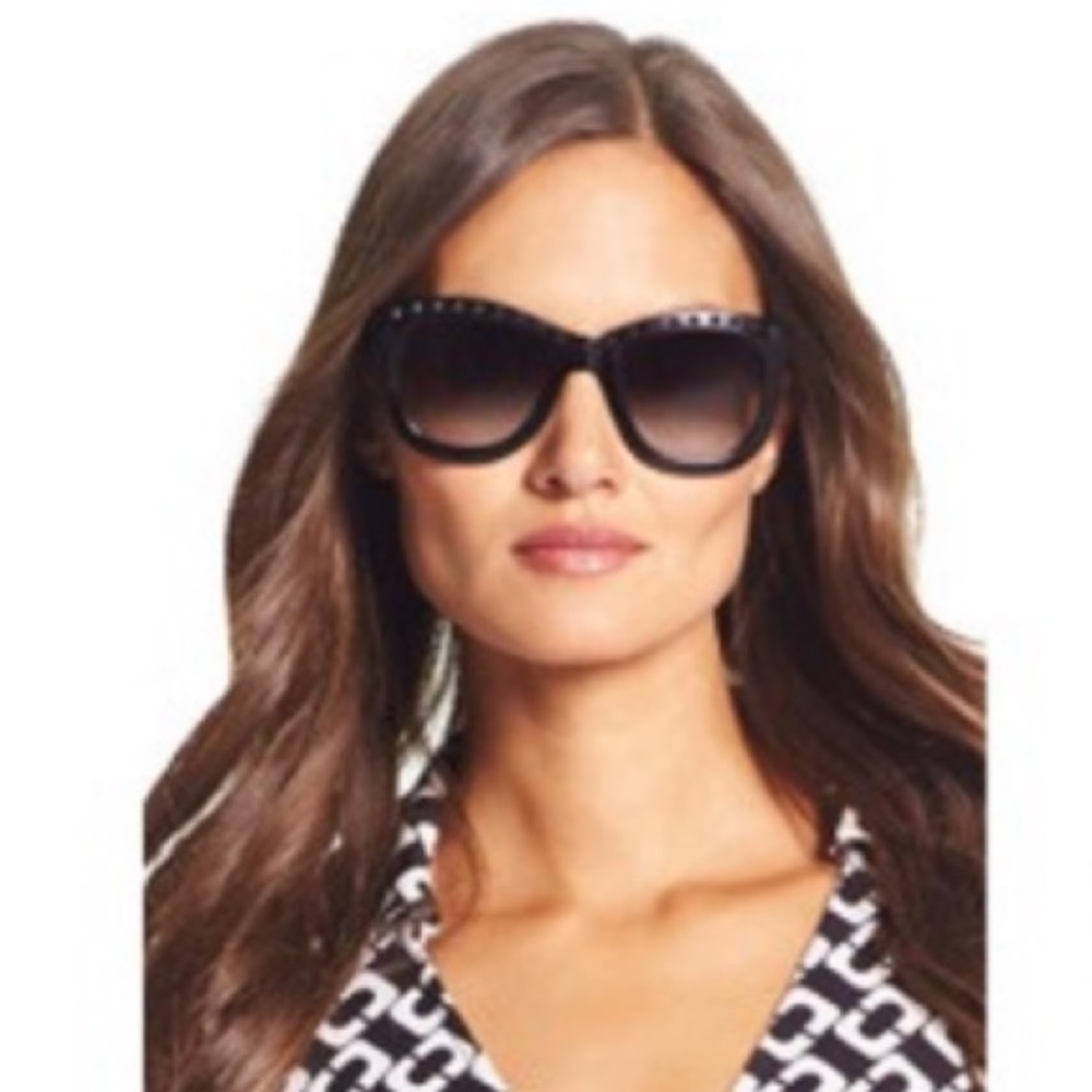 DIANE Von FURSTENBERG Haley Studded Sunglasses Black